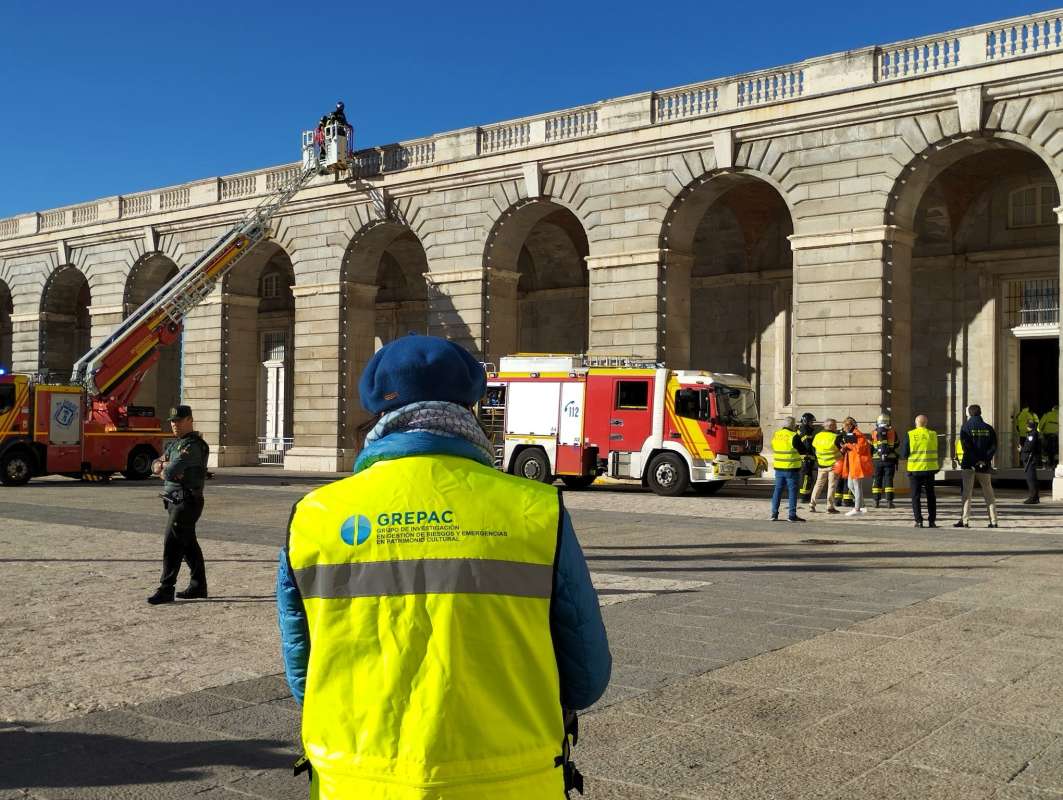 23/11/2023. El GREPAC participa en el simulacro de incendio en el Archivo General del Palacio Real, Patrimonio Nacional - 1